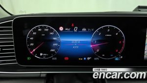 Mercedes-Benz GLE-Class GLE300d 4MATIC 2025 года из Южной Кореи