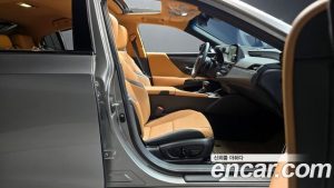 Lexus ES Executive 2026 года из Южной Кореи