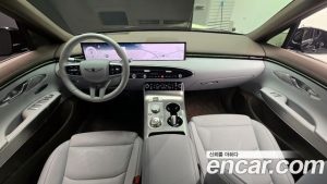 Genesis GV70 2.5T Бензин 2WD 2025 года из Южной Кореи
