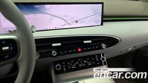 Genesis GV70 2.5T Бензин 2WD 2025 года из Южной Кореи