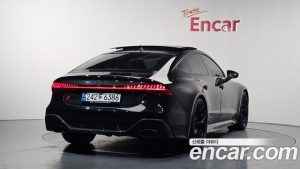 Audi RS7 4.0 TFSI 4WD Performance 2025 года из Южной Кореи