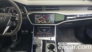 Audi RS7 4.0 TFSI 4WD Performance 2025 года из Южной Кореи