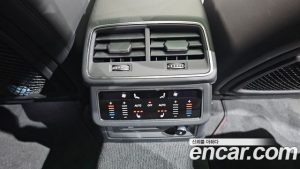 Audi RS7 4.0 TFSI 4WD Performance 2025 года из Южной Кореи