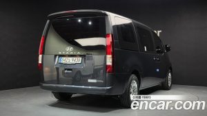 Hyundai Staria HEV 1.6 Wagon 5 2025 года из Южной Кореи