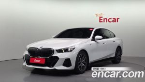 BMW 5-Series 520i M Sport 2024 года из Южной Кореи