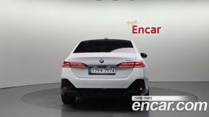 BMW 5-Series 520i M Sport 2024 года из Южной Кореи