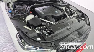 BMW 5-Series 520i M Sport 2024 года из Южной Кореи