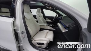 BMW 5-Series 520i M Sport 2024 года из Южной Кореи