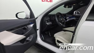 BMW 5-Series 520i M Sport 2024 года из Южной Кореи