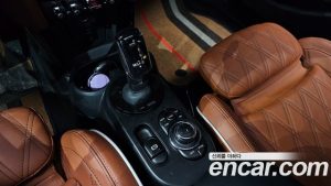 Mini Cooper 5Door CLASSIC 2024 года из Южной Кореи