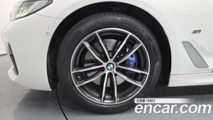 BMW 5-Series 523d M Sport 2023 года из Южной Кореи