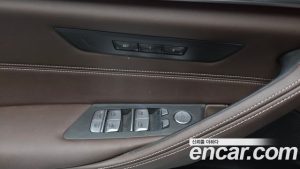 BMW 5-Series 523d M Sport 2023 года из Южной Кореи