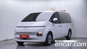 Hyundai Staria L3.5 Tourer 11-Seater 2025 года из Южной Кореи