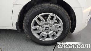 Hyundai Staria L3.5 Tourer 11-Seater 2025 года из Южной Кореи
