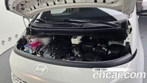 Hyundai Staria L3.5 Tourer 11-Seater 2025 года из Южной Кореи