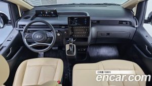 Hyundai Staria L3.5 Tourer 11-Seater 2025 года из Южной Кореи
