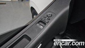Hyundai Staria L3.5 Tourer 11-Seater 2025 года из Южной Кореи