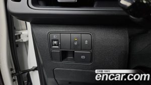 Hyundai Staria L3.5 Tourer 11-Seater 2025 года из Южной Кореи