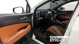 Kia Sportage Бензин 1.6 Turbo 2WD 2024 года из Южной Кореи