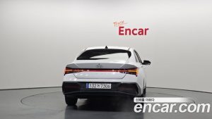 Hyundai AVANTE Inspiration 2024 года из Южной Кореи