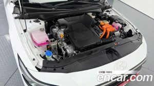 Hyundai AVANTE Inspiration 2024 года из Южной Кореи