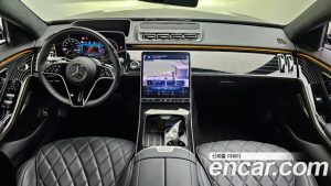 Mercedes-Benz S-Class S580L 4MATIC 2024 года из Южной Кореи