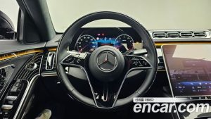 Mercedes-Benz S-Class S580L 4MATIC 2024 года из Южной Кореи