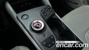 Kia Sportage HEV 1.6 2WD 2025 года из Южной Кореи