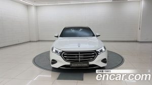 Mercedes-Benz E-Class E300 4MATIC Exclusive 2025 года из Южной Кореи