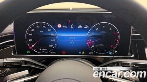 Mercedes-Benz E-Class E300 4MATIC Exclusive 2025 года из Южной Кореи