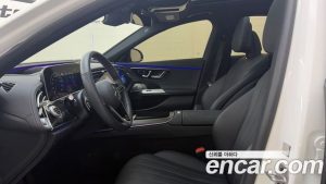 Mercedes-Benz E-Class E300 4MATIC Exclusive 2025 года из Южной Кореи