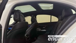 Mercedes-Benz E-Class E300 4MATIC Exclusive 2025 года из Южной Кореи