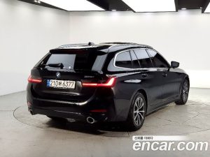 BMW 3-Series 320i Touring 2023 года из Южной Кореи