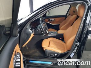 BMW 3-Series 320i Touring 2023 года из Южной Кореи