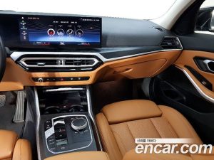 BMW 3-Series 320i Touring 2023 года из Южной Кореи