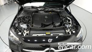 Mercedes-Benz C-Class C200 AMG Line 2025 года из Южной Кореи