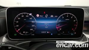 Mercedes-Benz C-Class C200 AMG Line 2025 года из Южной Кореи