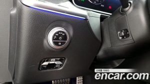 Mercedes-Benz C-Class C200 AMG Line 2025 года из Южной Кореи