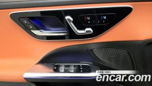 Mercedes-Benz C-Class C200 AMG Line 2025 года из Южной Кореи