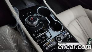 Kia K5 1.6 Turbo 2025 года из Южной Кореи