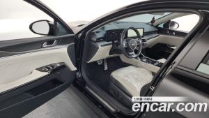 Kia K5 1.6 Turbo 2025 года из Южной Кореи