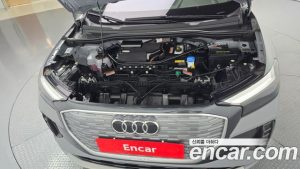 Audi Q4 e-tron 40 2023 года из Южной Кореи