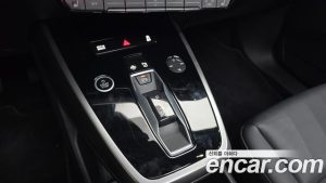Audi Q4 e-tron 40 2023 года из Южной Кореи
