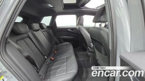 Audi Q4 e-tron 40 2023 года из Южной Кореи