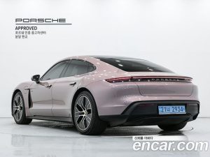 Porsche Taycan 4S 2024 года из Южной Кореи
