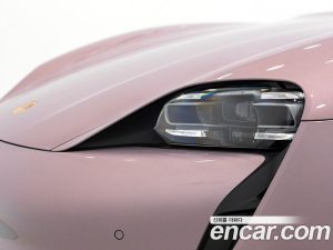 Porsche Taycan 4S 2024 года из Южной Кореи
