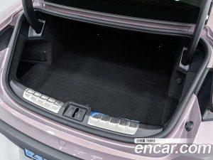 Porsche Taycan 4S 2024 года из Южной Кореи
