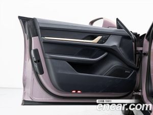 Porsche Taycan 4S 2024 года из Южной Кореи
