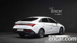 Hyundai AVANTE Modern 2024 года из Южной Кореи
