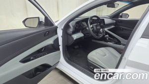 Hyundai AVANTE Modern 2024 года из Южной Кореи